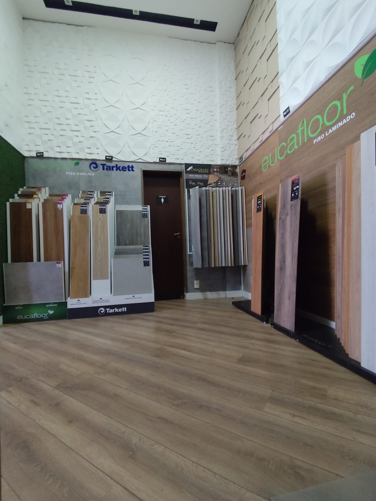 Showroom 2